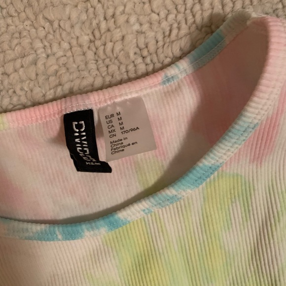 H&M crop top NWOT - Picture 2 of 3